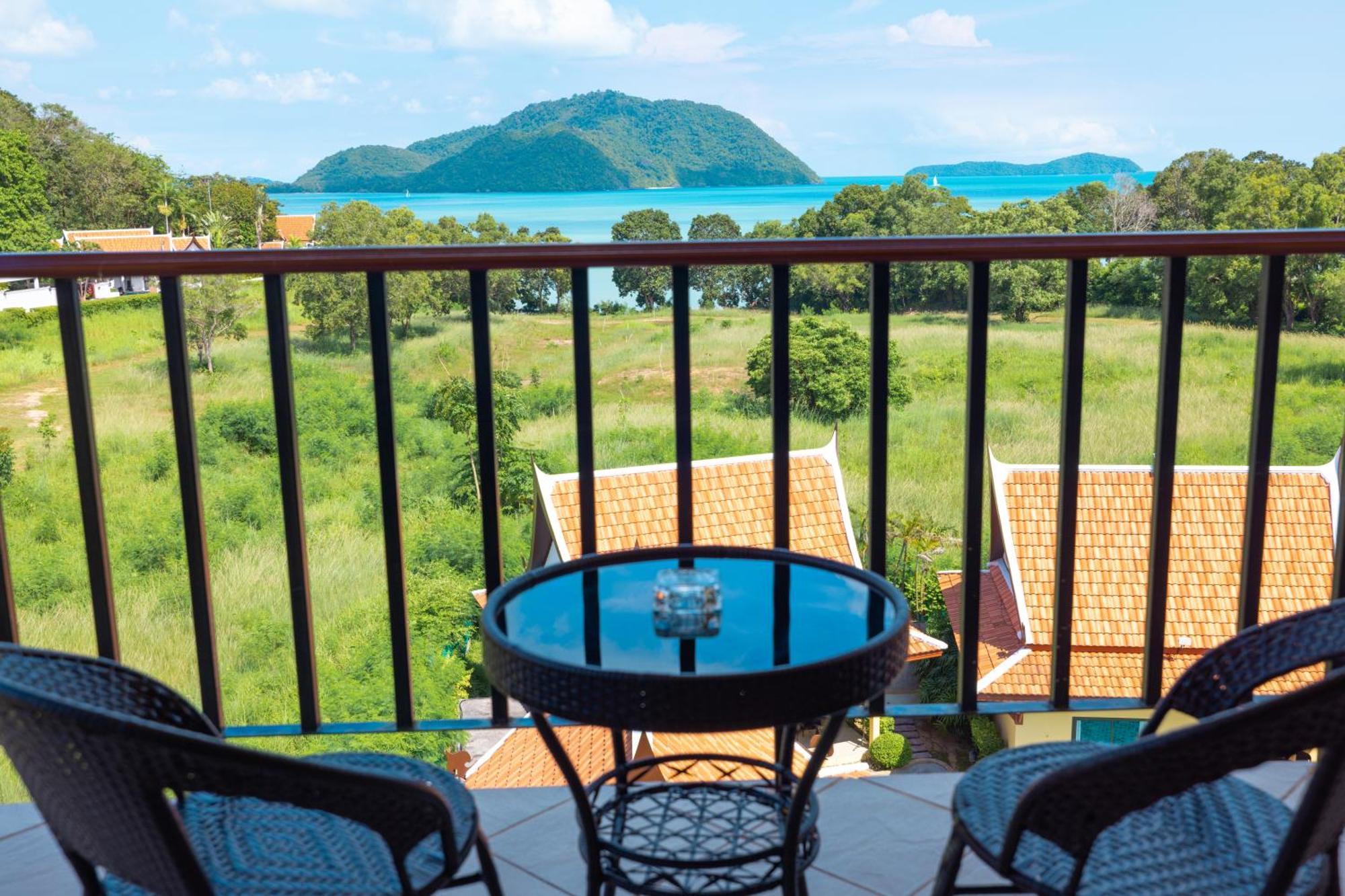 Phuket Kana International Hotel普吉岛卡娜国际酒店 Rawai Kültér fotó